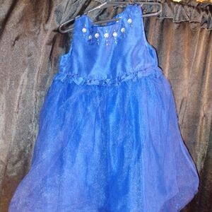 Elegant Blue Sleeveless Dress with Embellishments